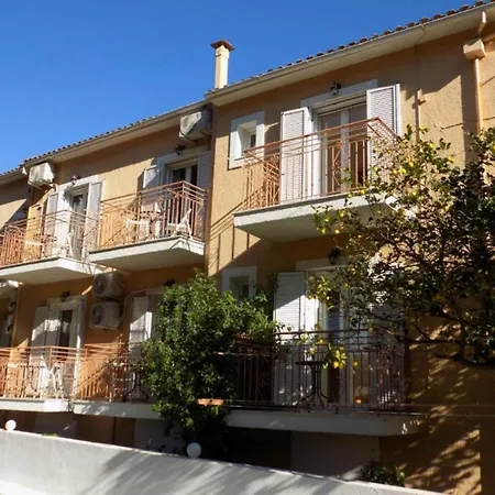 公寓 Afrodite 16 Spacious Apartment