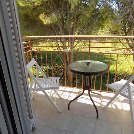 Afrodite 16 Spacious Apartment أيّا إفيميا